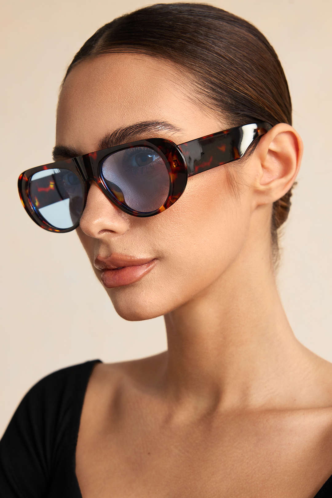 Oval Frame Sunglasses