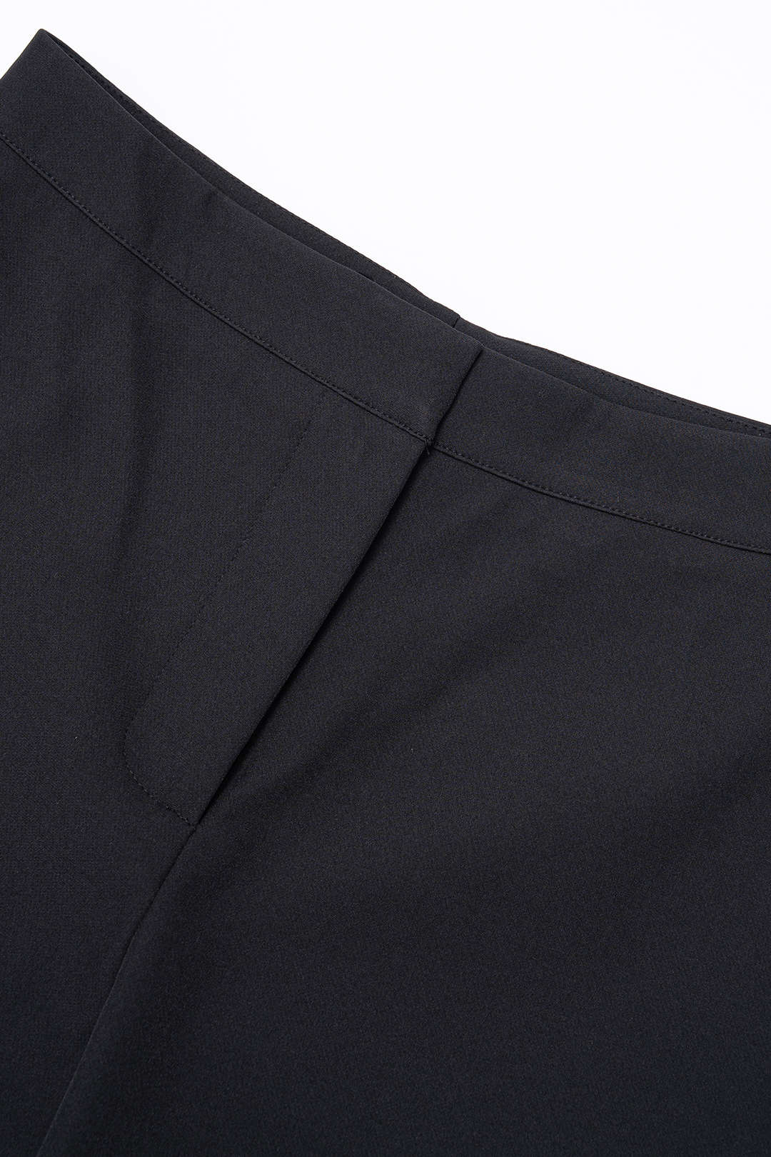 Unifarbene Hose mit geradem Bein