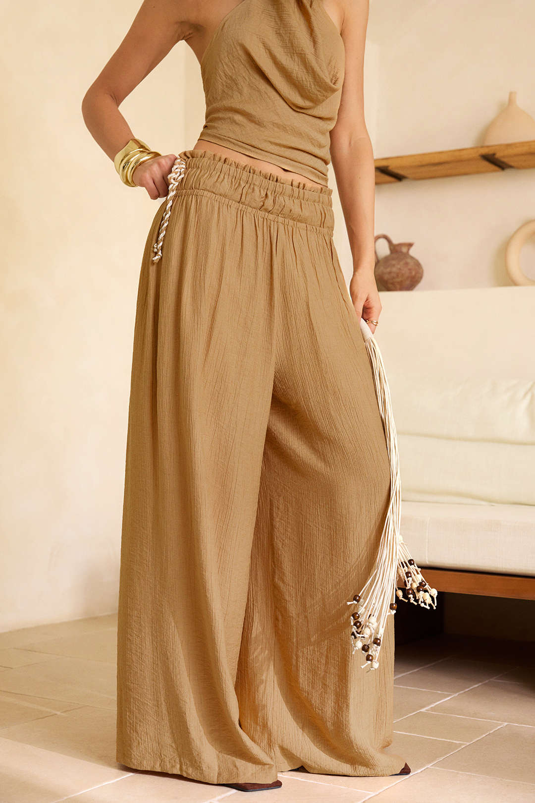 Hose mit Schnürbund, geraffter Taille und weitem Bein