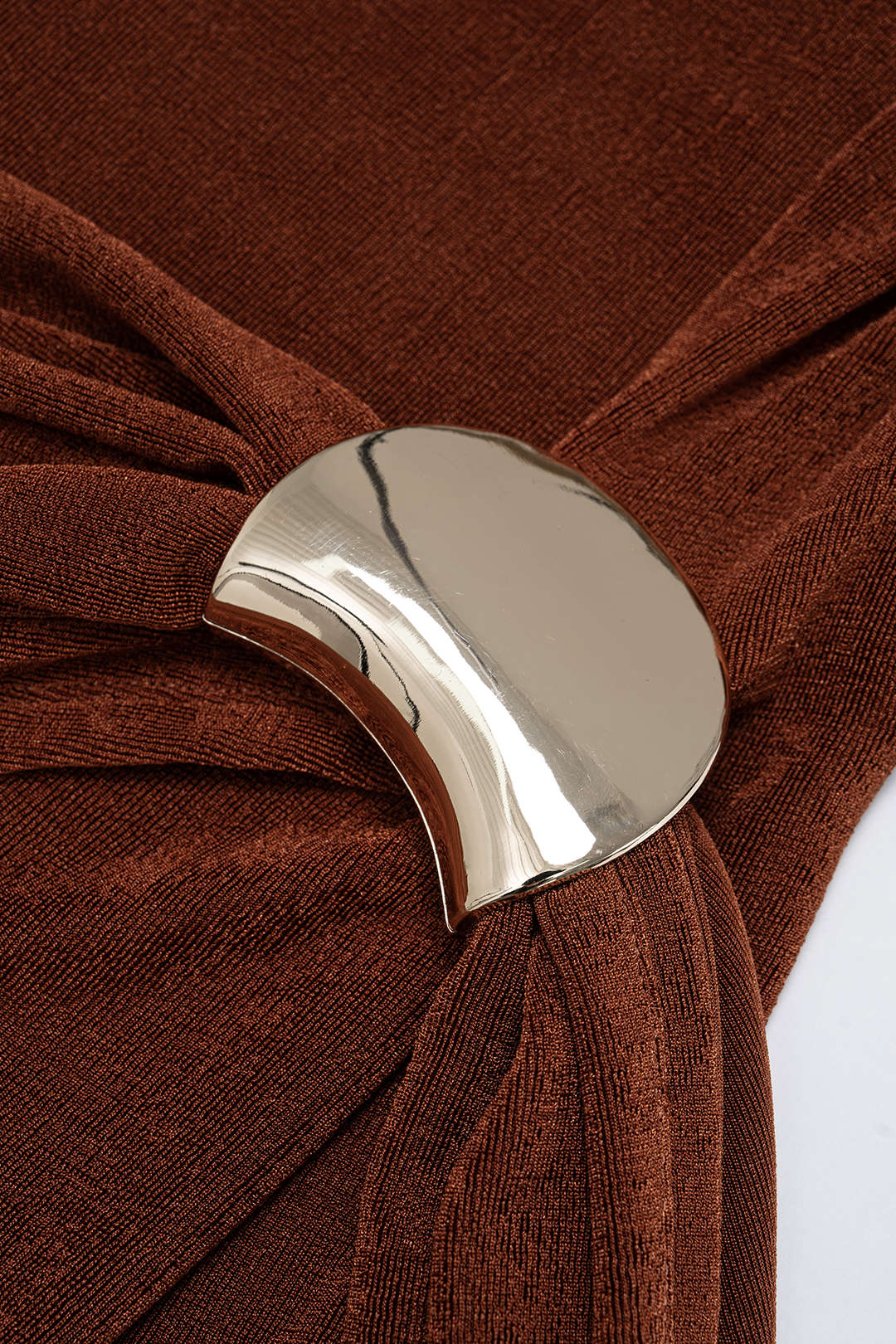 Robe Courte Asymétrique Sans Manches Métallisée Fronsée en Mesh à Une Épaule