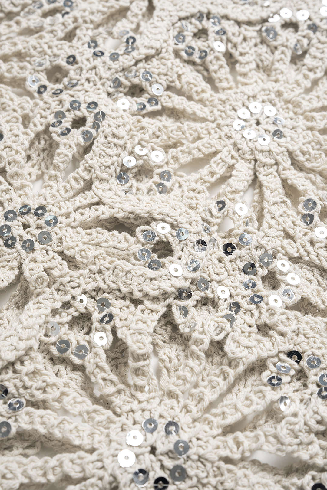 Ensemble Haut Manches Courtes Col Rond Brodé Paillettes Et Short Large