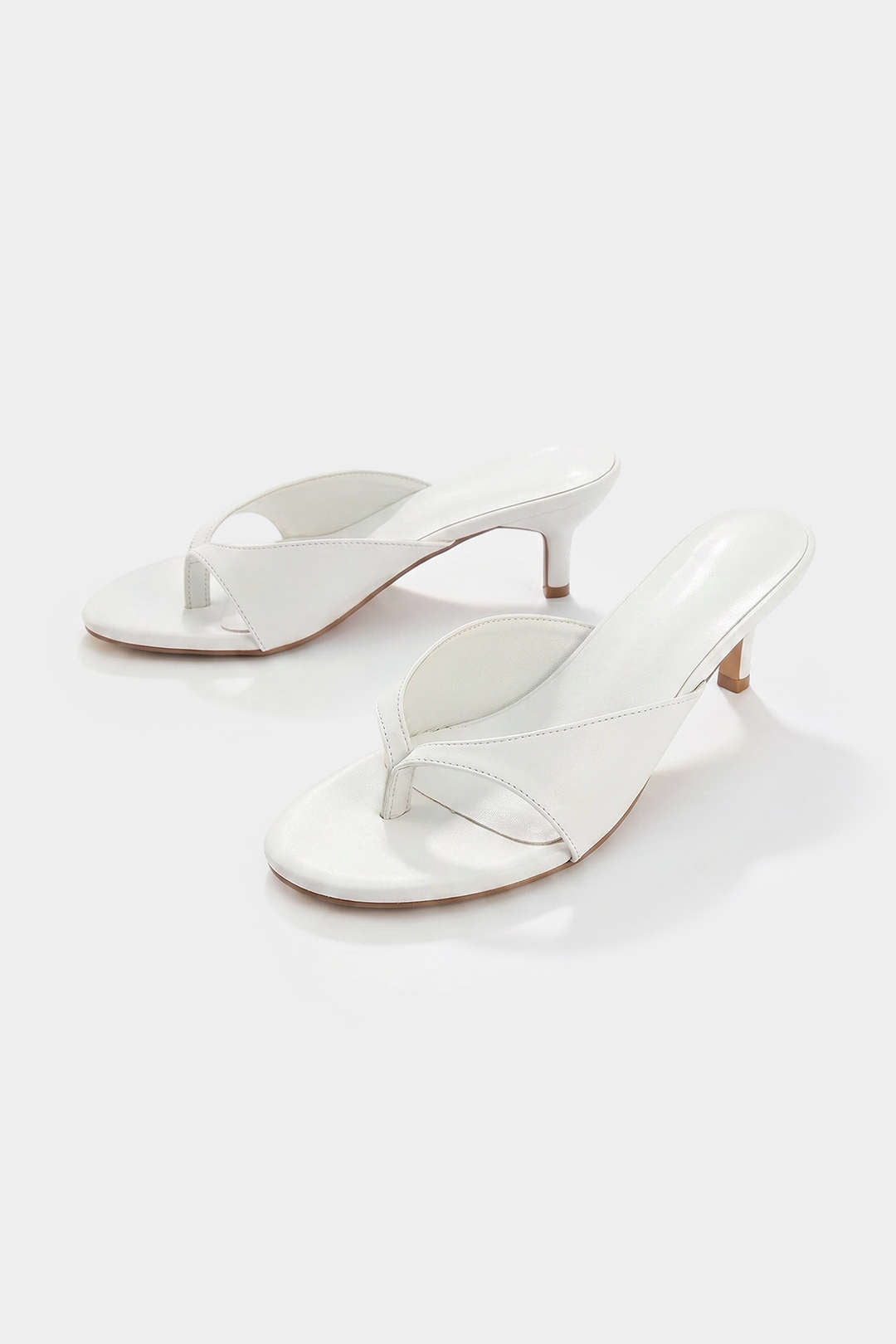 Leather Round Toe Sandals