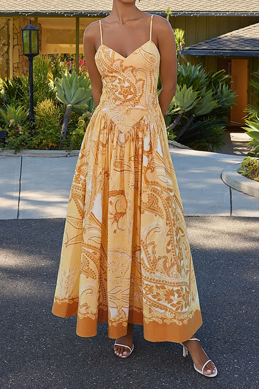 Artistic Print V-Neck Ruched Sleeveless Maxi Dress