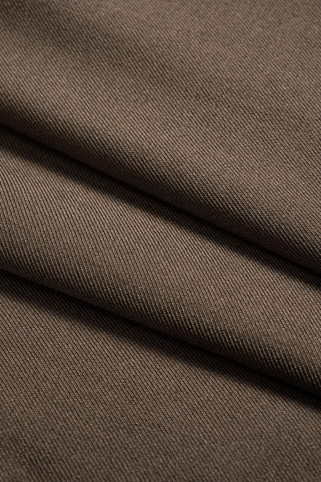 Metallic gerafftes, asymmetrisches Minikleid mit Reißverschluss und kurzen Ärmeln