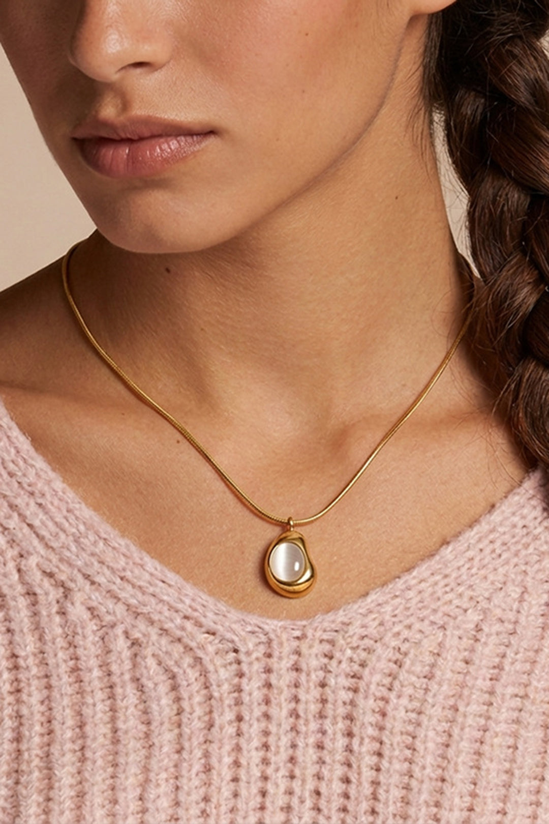 Cat's Eye Geometric Pendant Necklace