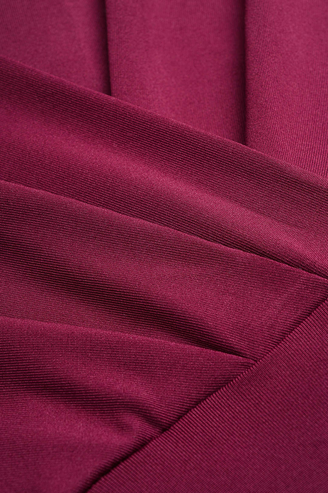 Jumpsuit mit V-Ausschnitt, Raffungen und weitem Bein