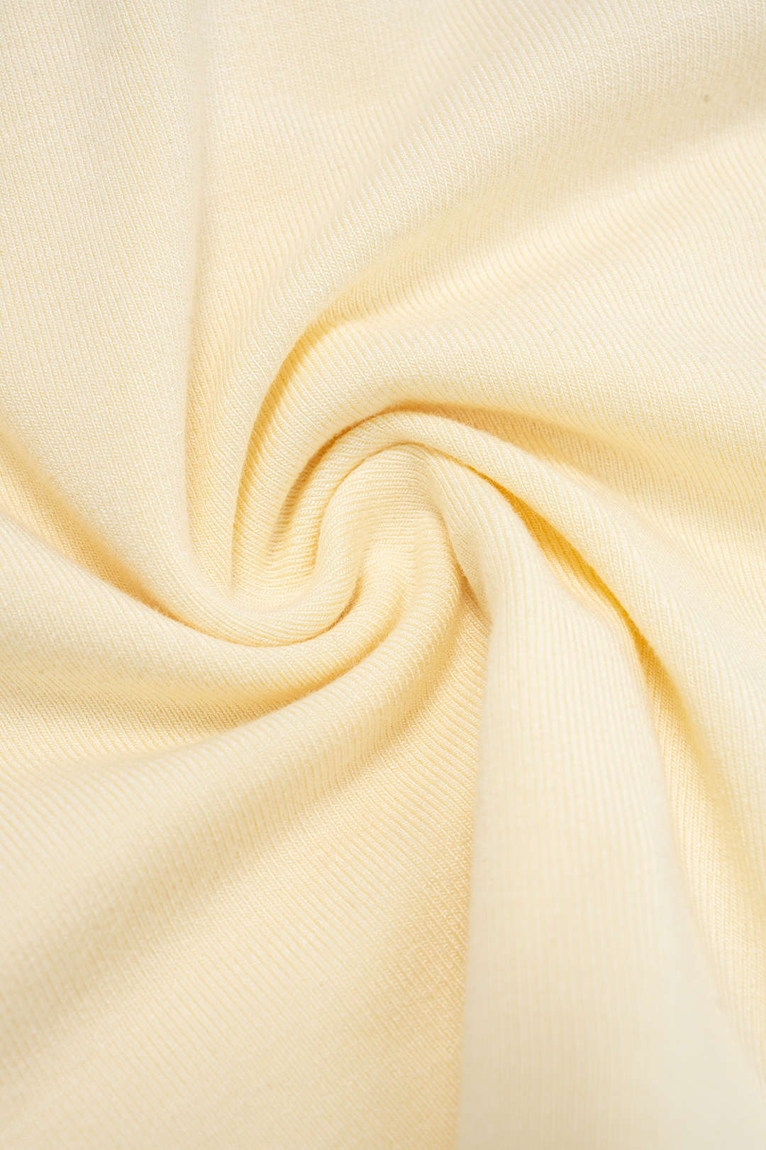 Neckholder-Oberteil mit Twist-Knoten