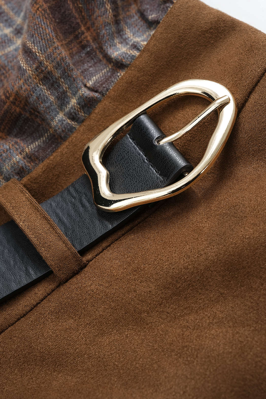 Off-Shoulder Midikleid aus Wildlederimitat mit Karomuster, Reißverschluss und Gürtel