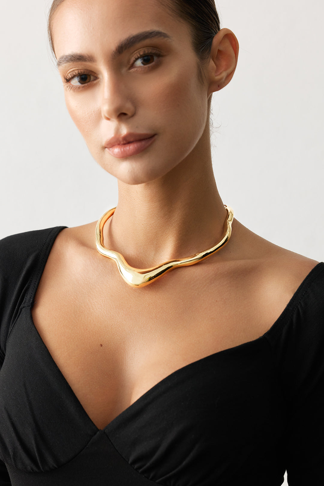 Metal Wavy Necklace