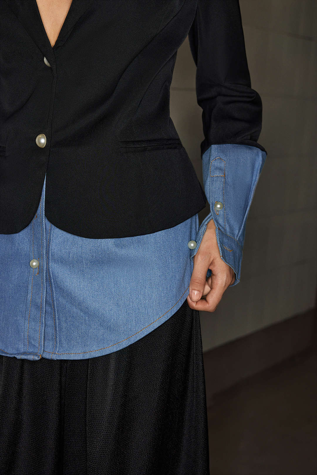 Blazer en jean à patchwork et revers crantés