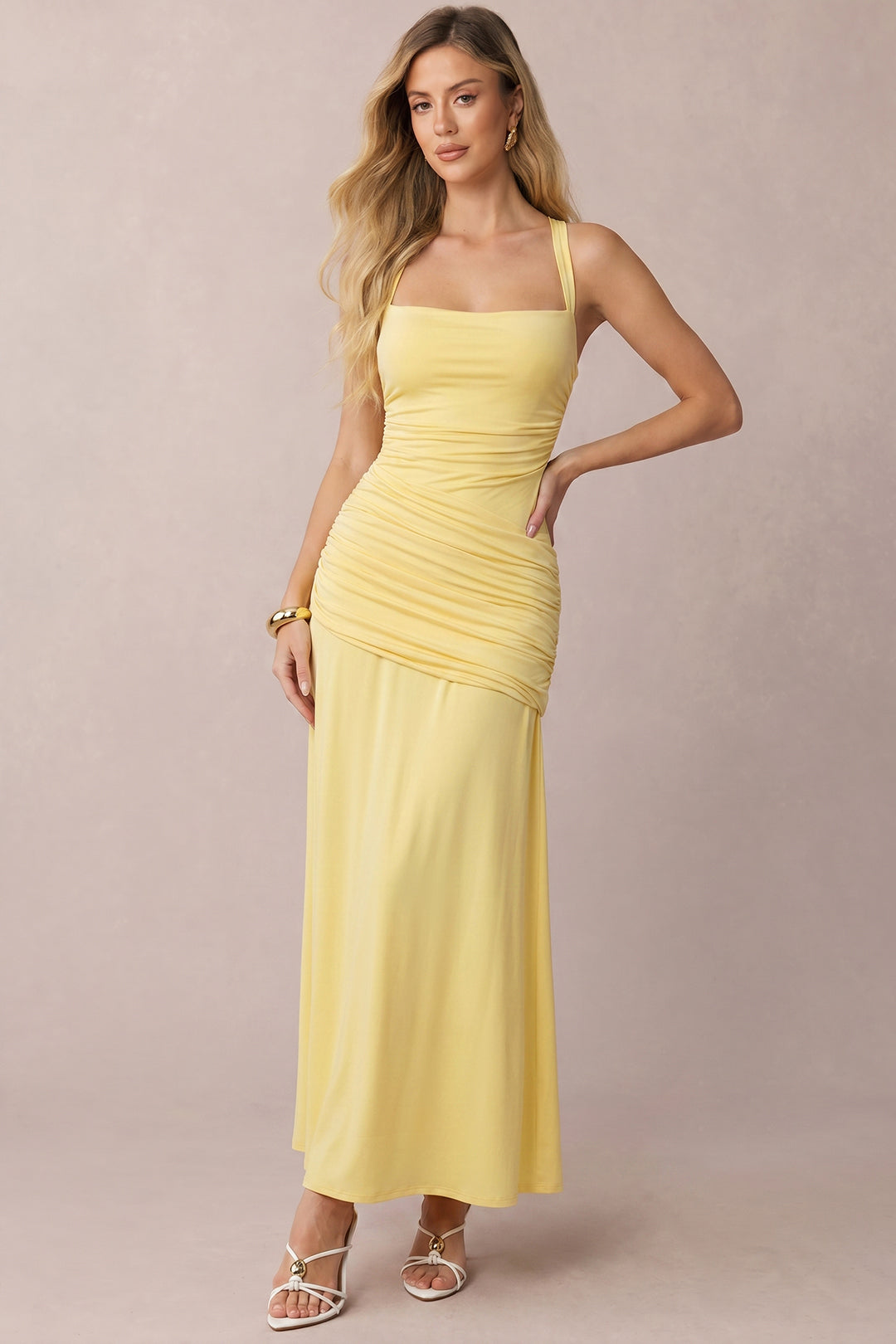 Maxikleid ohne Ärmel aus Mesh-Patchwork mit Raffungen und Bindeband am Rücken