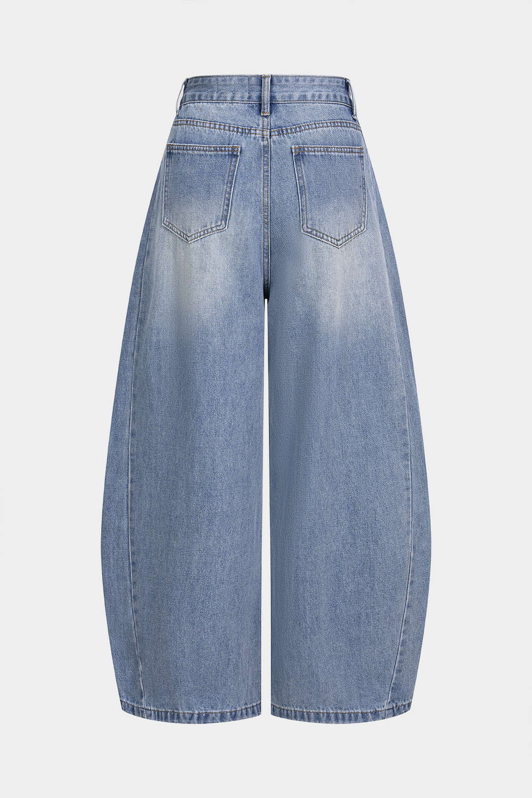 Jeans mit weitem Bein, Knöpfen und Taschen aus Denim