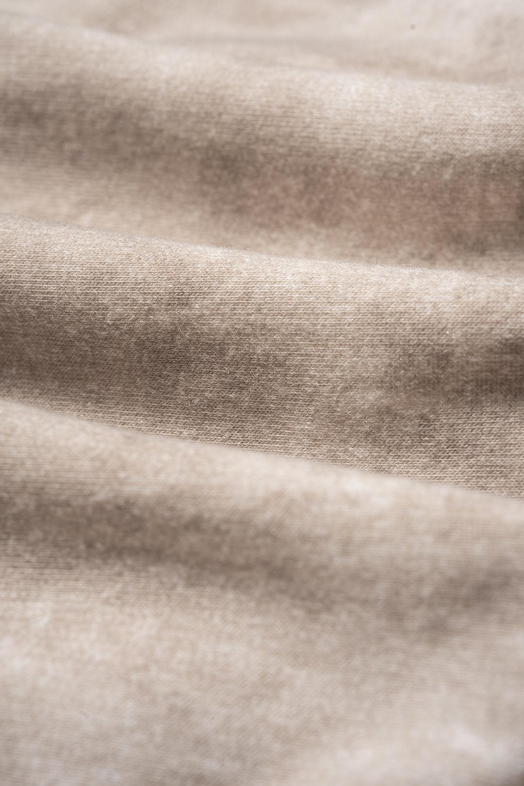 Gestreiftes Rundhals-T-Shirt mit kurzen Ärmeln