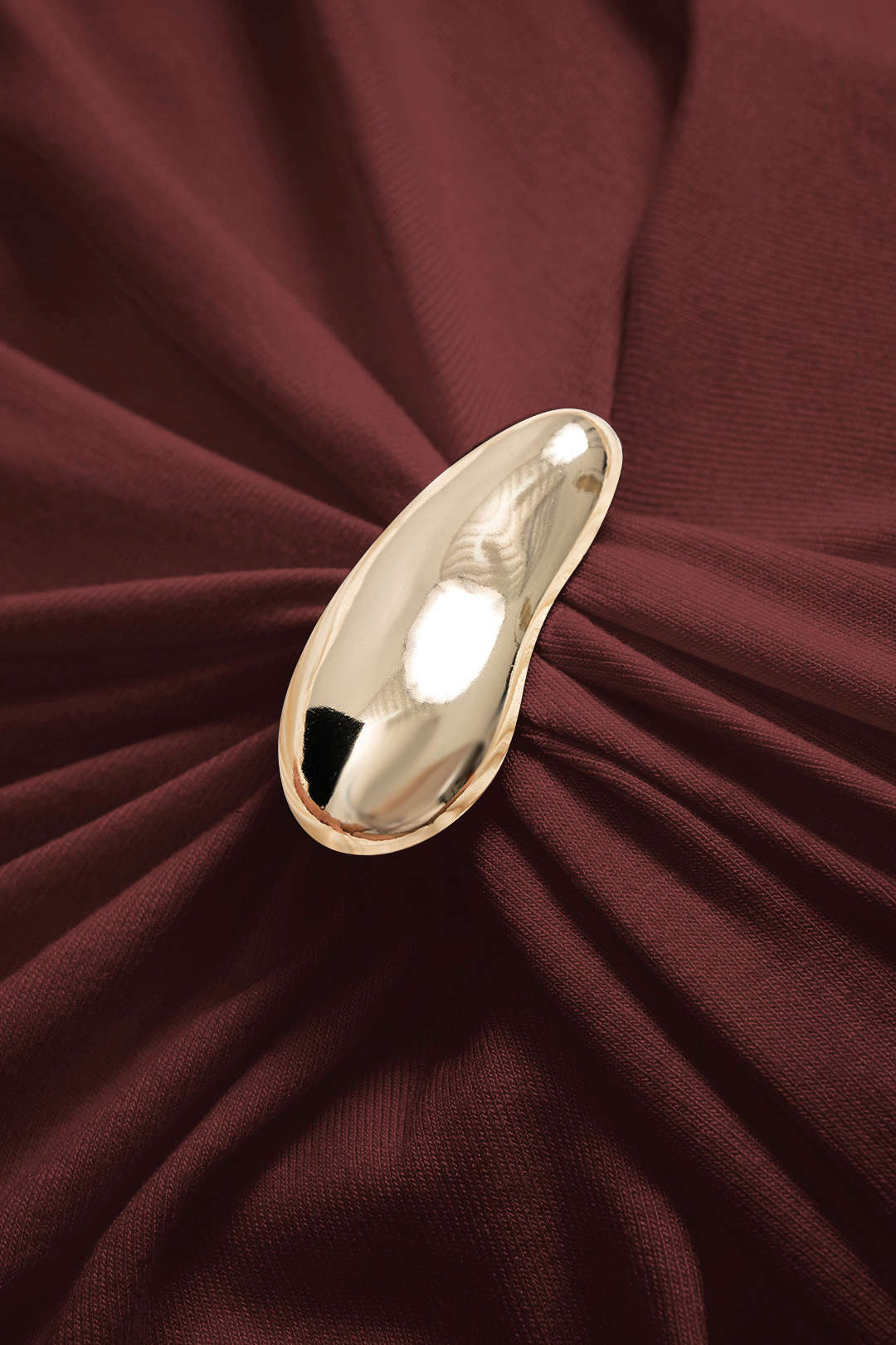 Robe midi froncée métallique asymétrique à manches longues