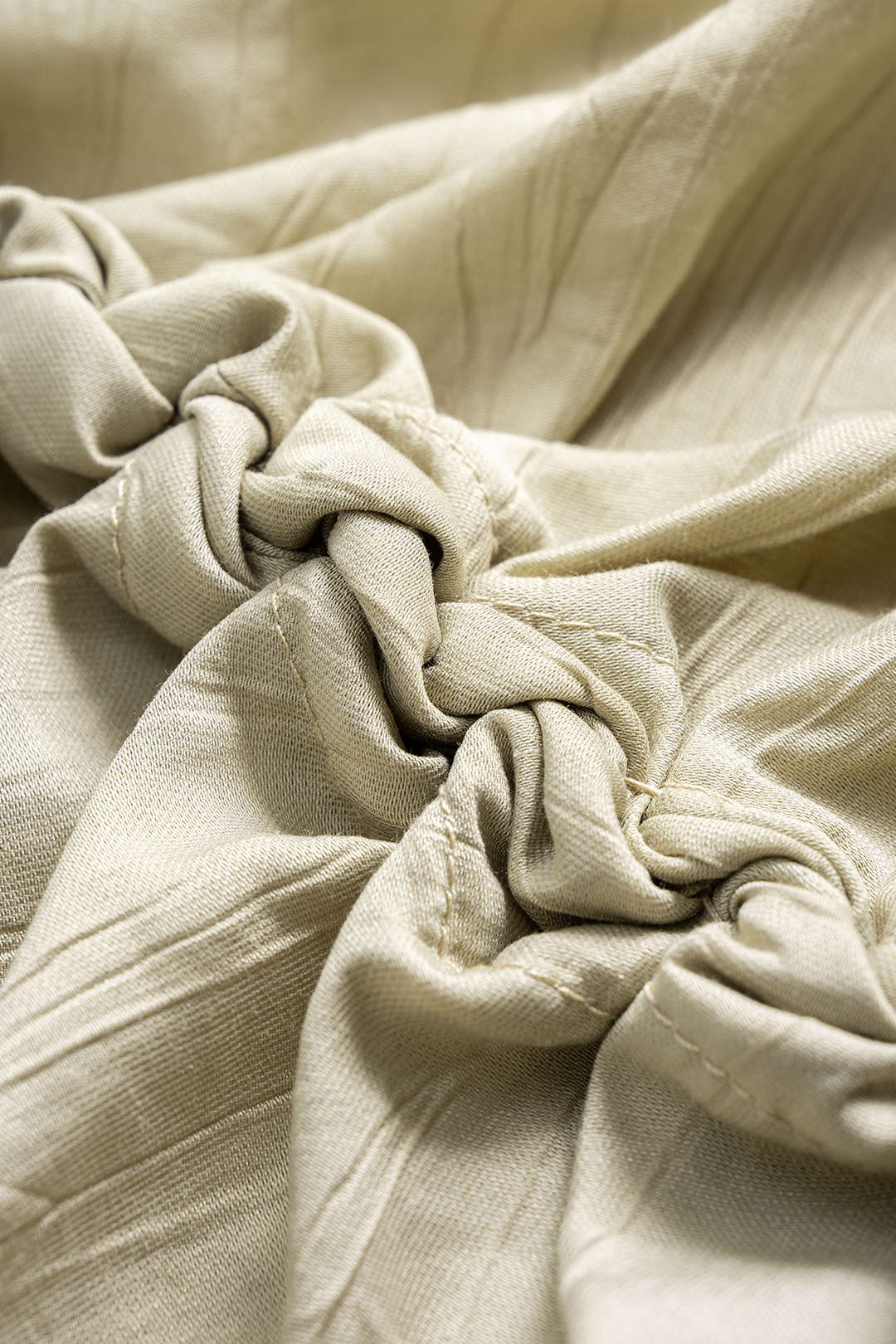 V-Neck Twist Knot Ruched Zipper Tank Top