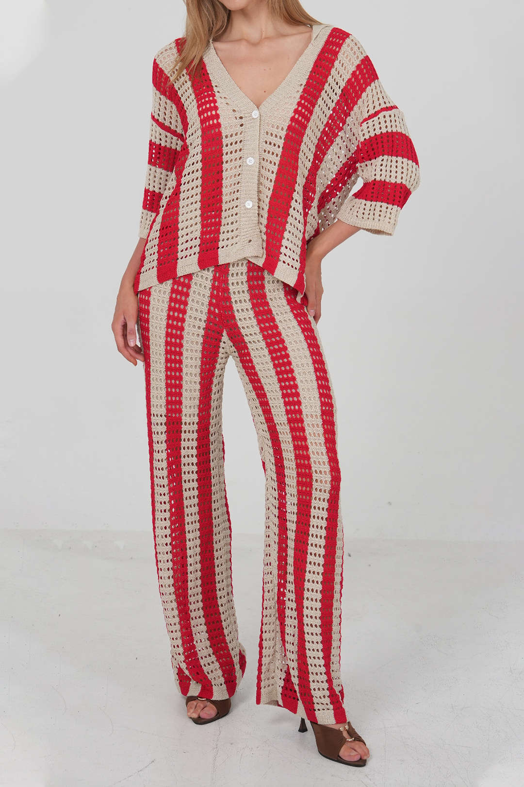 Knit Cut Out Contrast Short-Sleeve Top And Pants Set