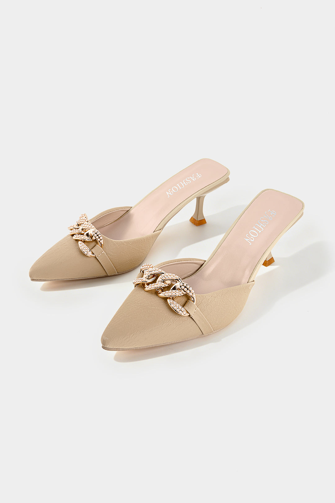 Talons métallisés en cuir