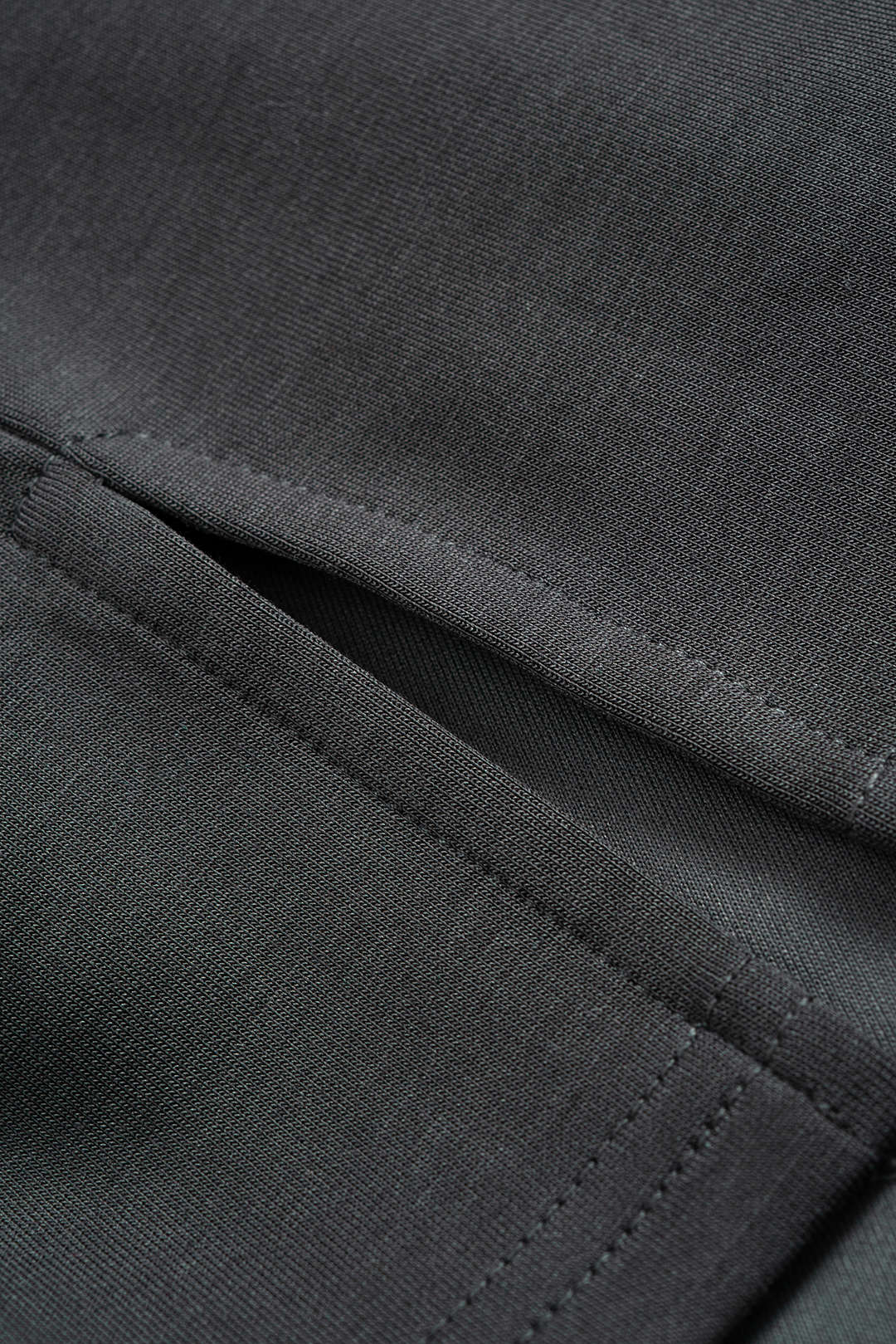 Strickpullover mit Rundhalsausschnitt und langen Ärmeln