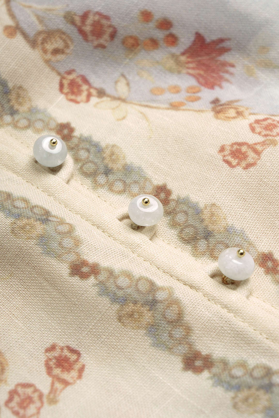Chemise en lin à manches longues boutonnée à imprimé floral