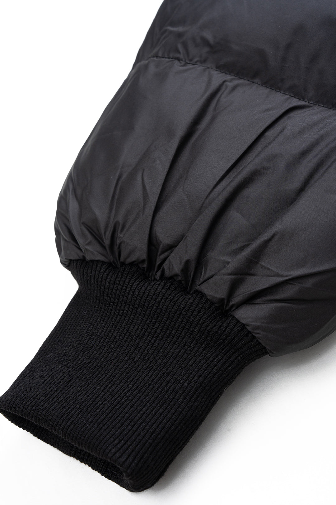 Doudoune matelassée zippée en jean patchwork