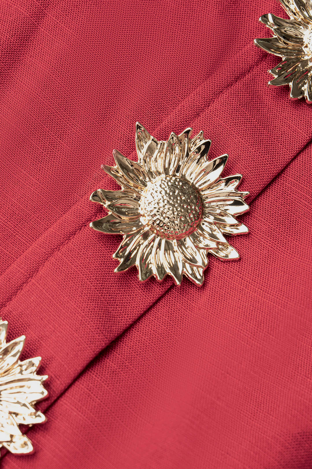 Leinen-Minikleid mit Rundhalsausschnitt, ärmellos und Metallic-Knöpfen