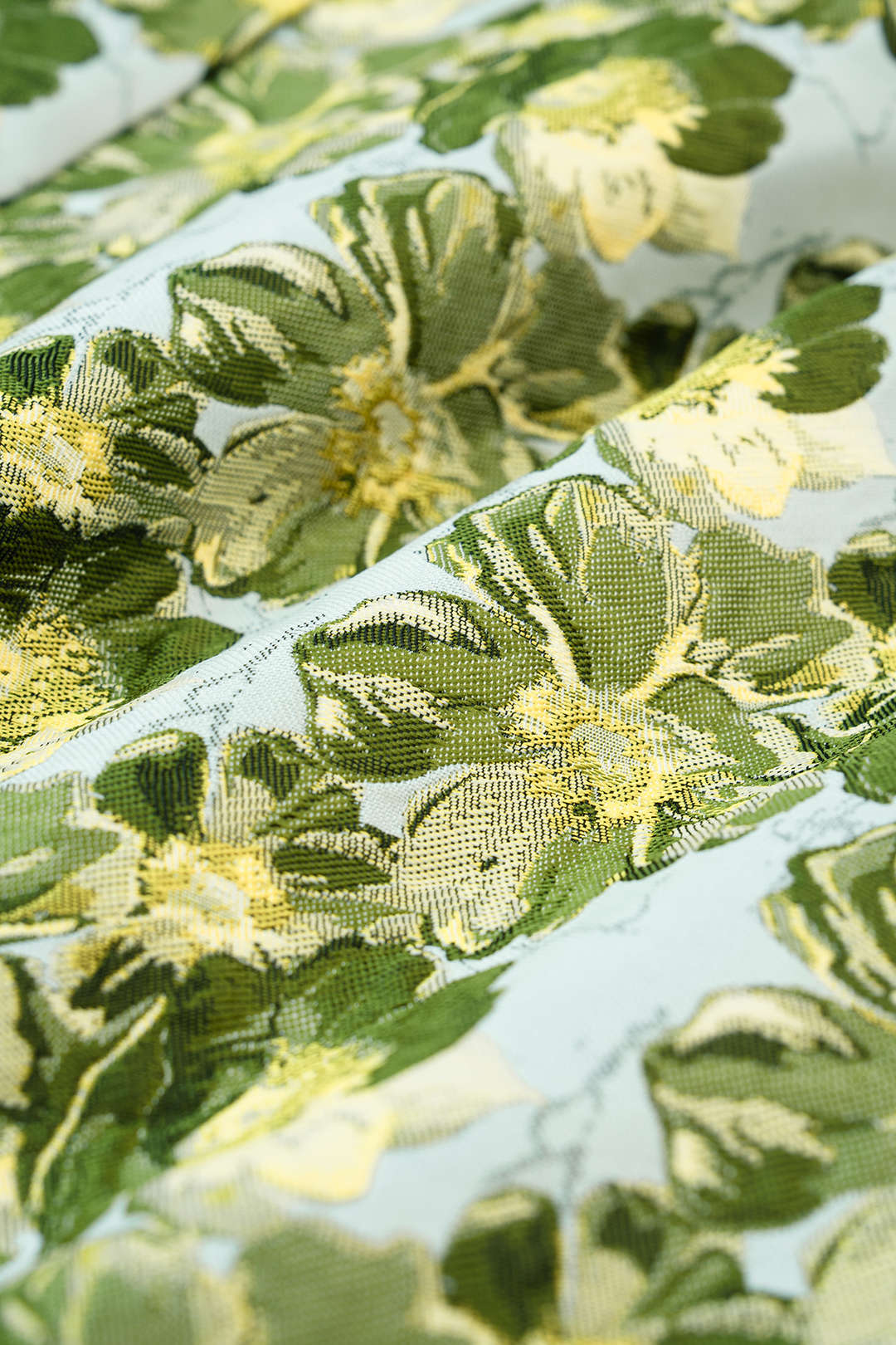 Shorts mit weitem Bein und Blumen-Jacquardmuster