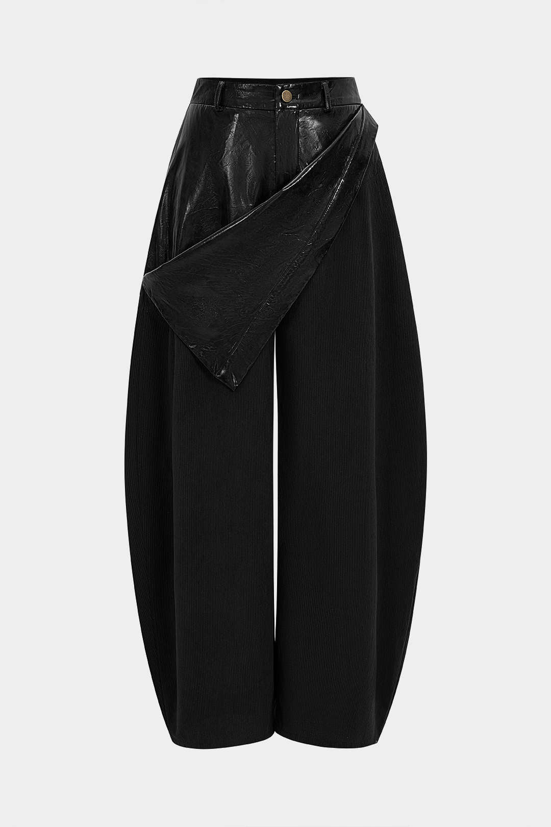 Hose mit weitem Bein, Taschen und Reißverschluss, aus Kunstleder-Patchwork