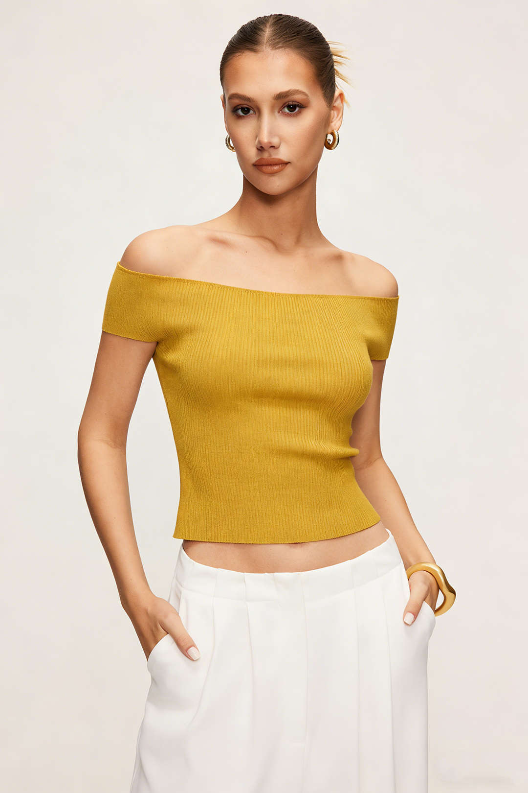Knit Off Shoulder Short Sleeve Top
