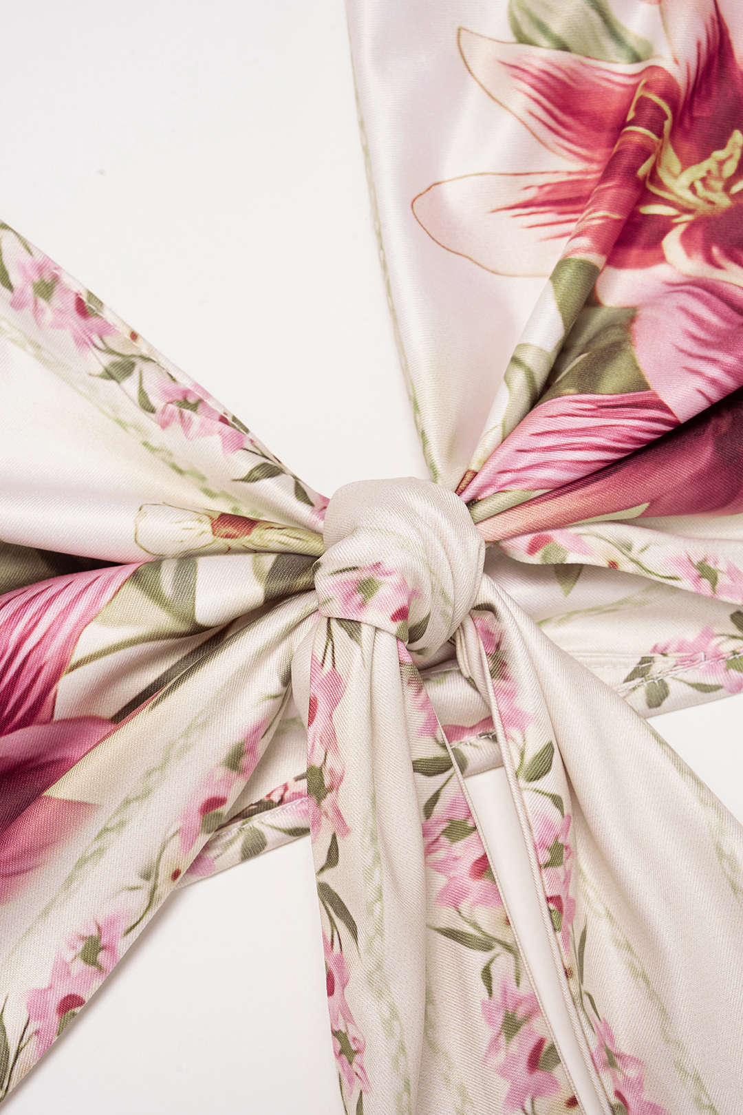 Haut court sans manches dos nu à licou en satin imprimé floral