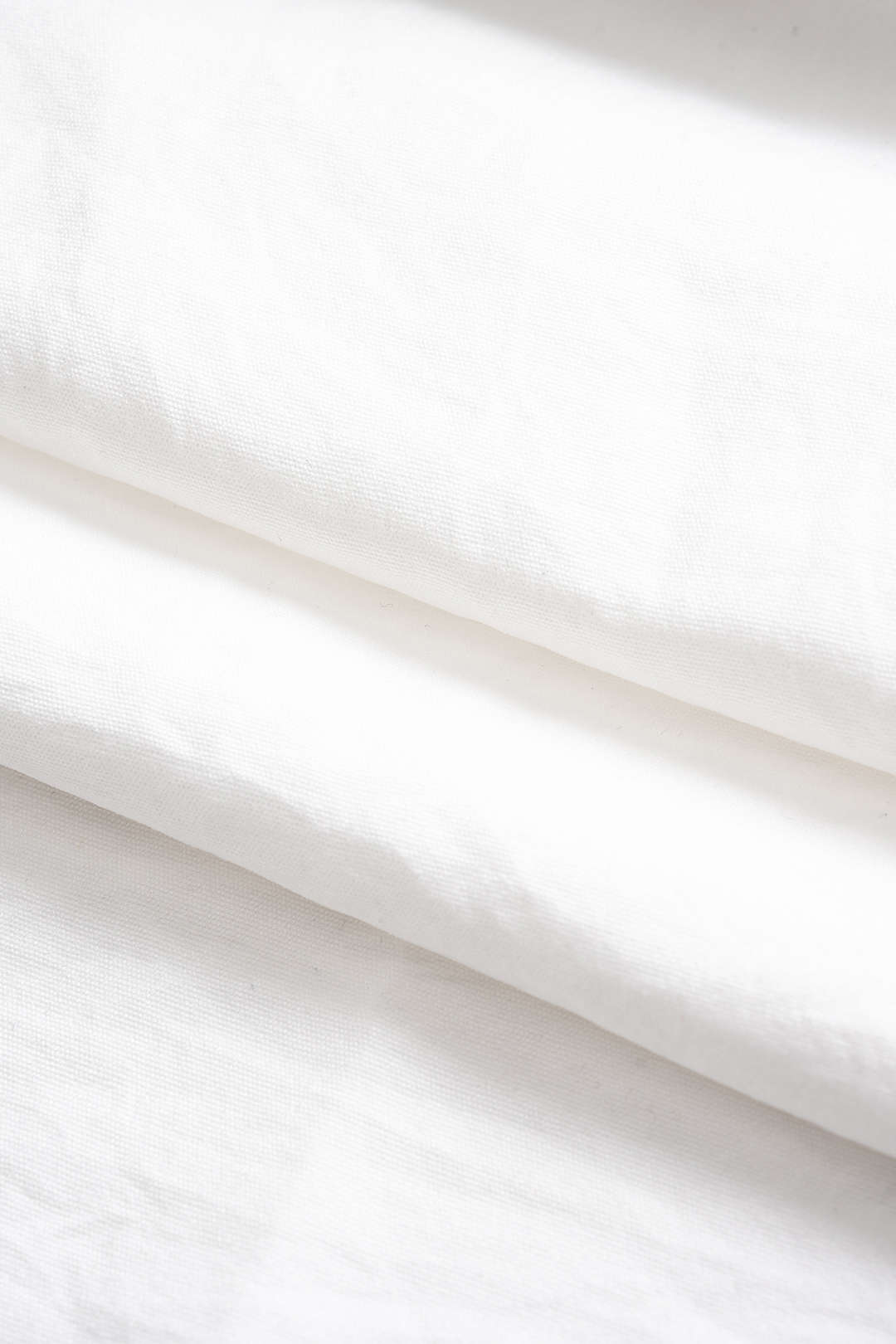 Ärmelloser Overall mit Revers, Taschen und weitem Bein