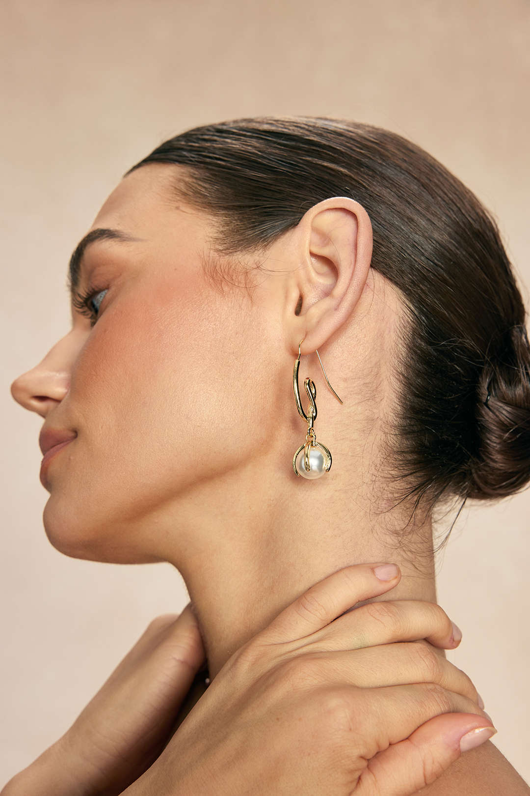 Metal Geometric Peal Earrings