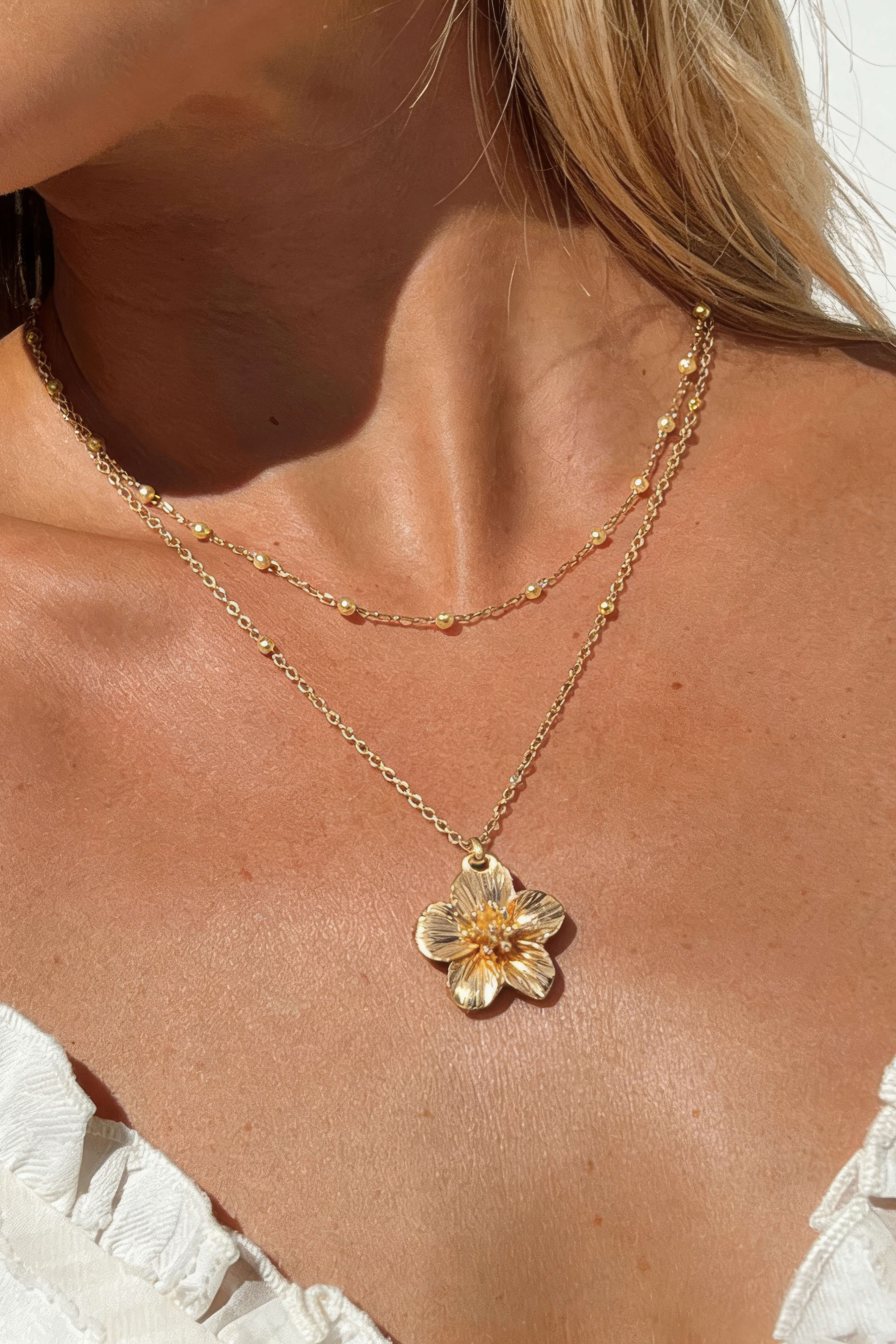 Collier Fleur en Métal