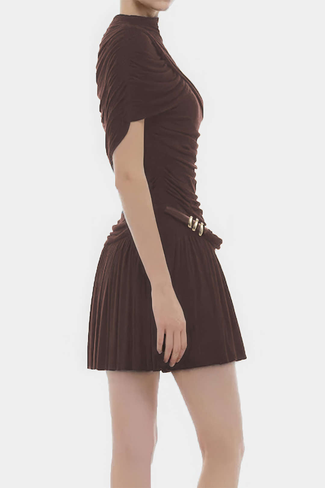Gerüschtes asymmetrisches Minikleid mit kurzen Ärmeln