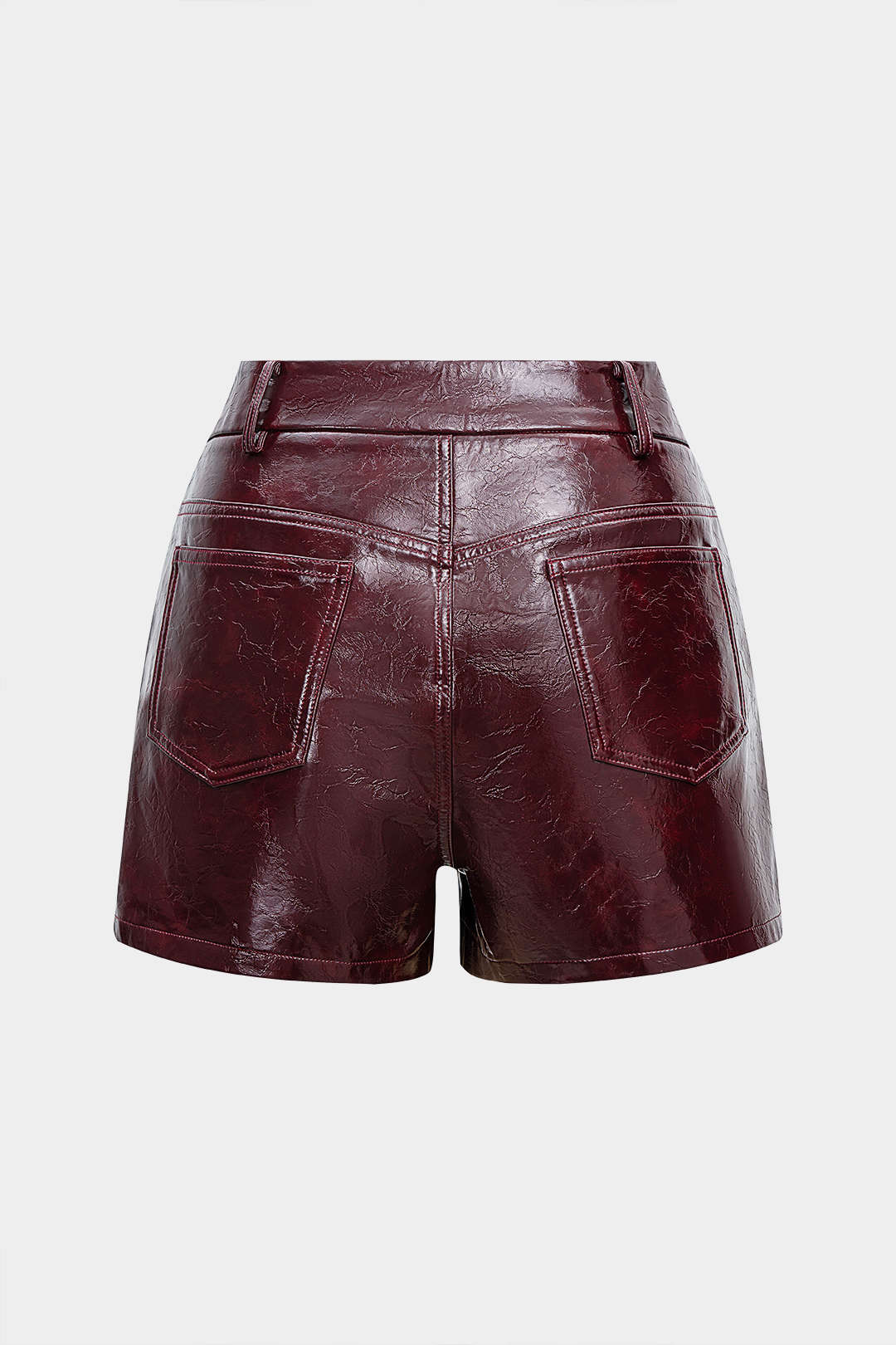 Shorts aus Kunstleder mit Knöpfen