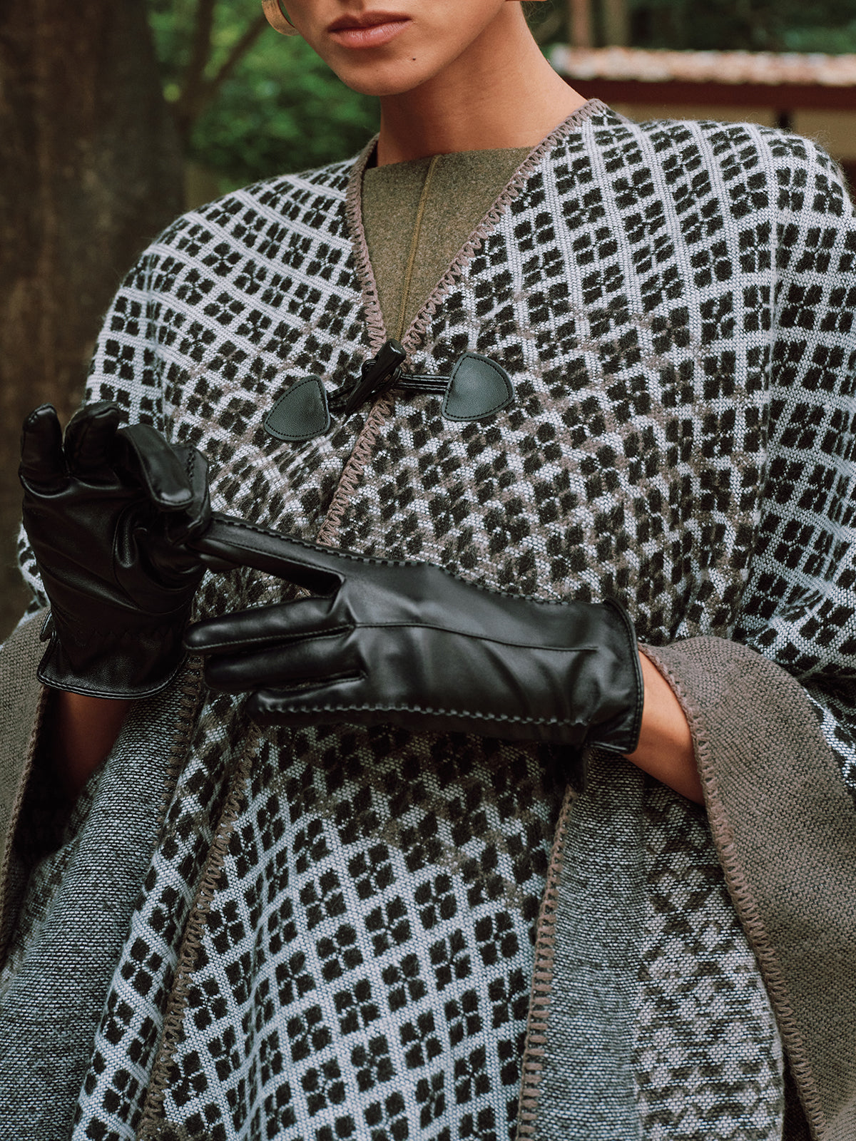 PU Leather Gloves with Stitched Detail