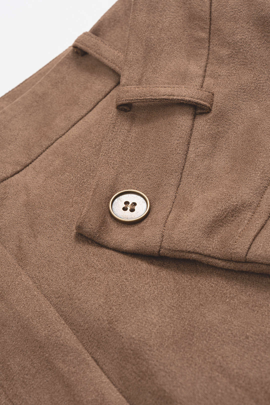 Velourslederhose mit doppeltem Bund, angedeuteten Taschen und geradem Bein