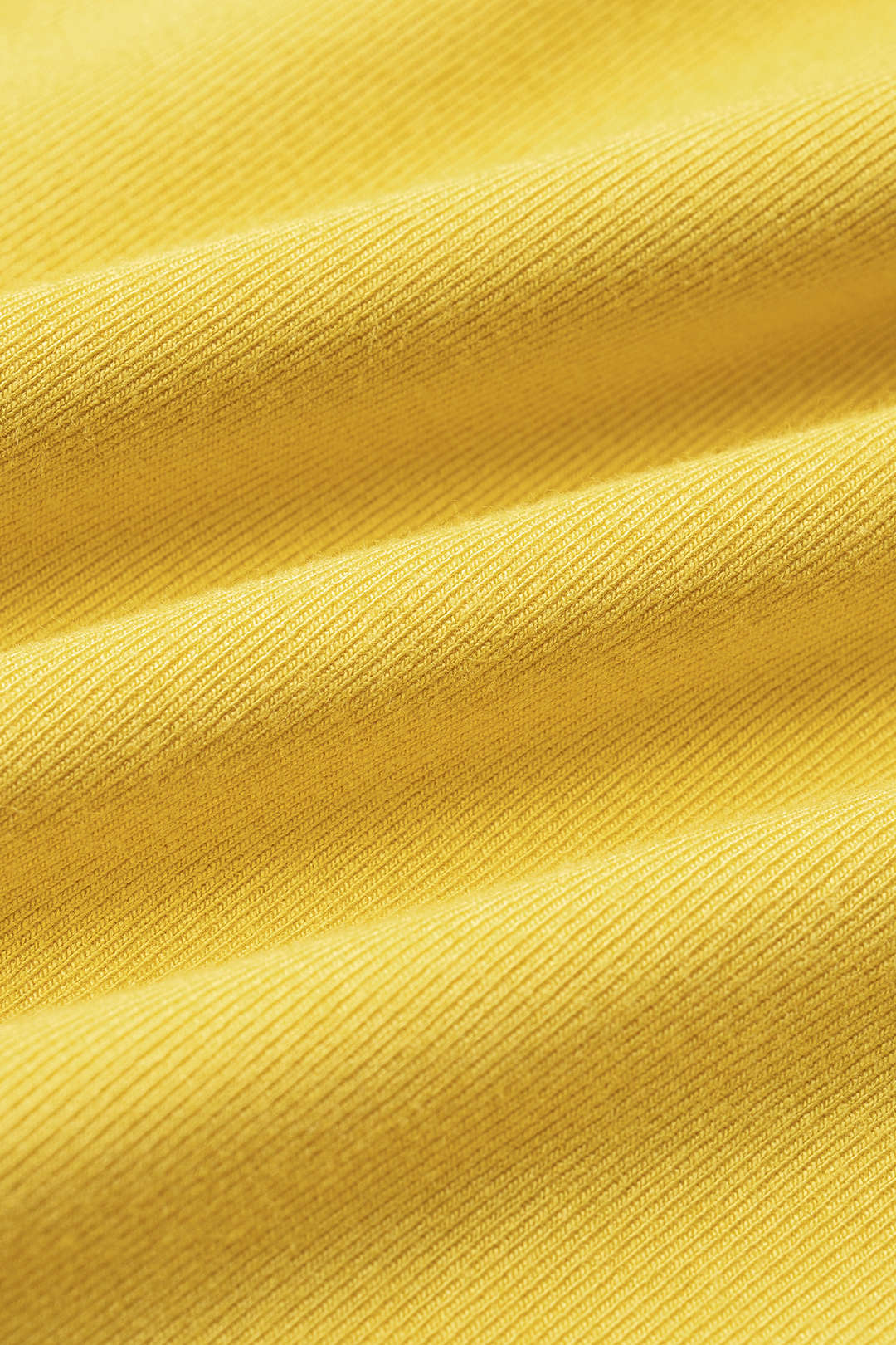 Asymmetrisches, ärmelloses Maxikleid mit Raffungen und Schlitz