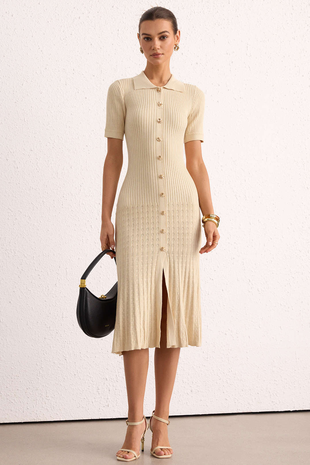 Robe midi à manches courtes en maille métallisée boutonnée
