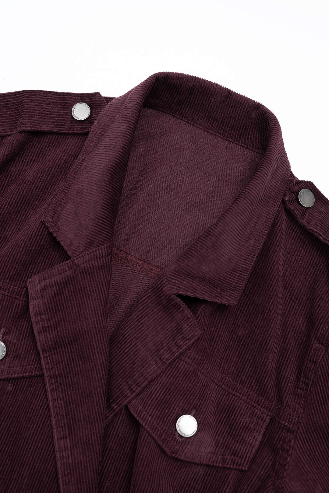 Kord Midikleid mit gekerbtem Revers, geknöpften Taschen und Gürtel
