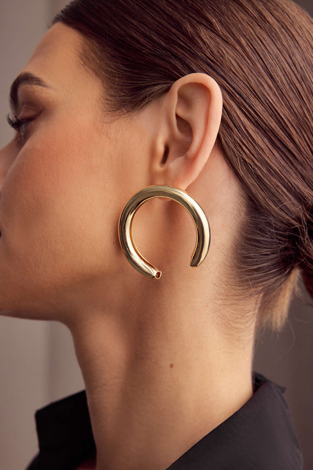 Metal Exaggerated Geometric Semicircular Earrings