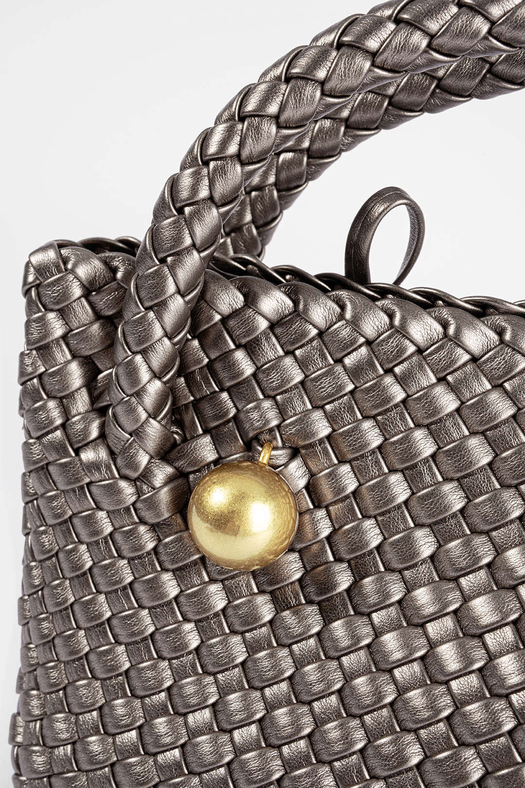 Sac cabas tressé en similicuir