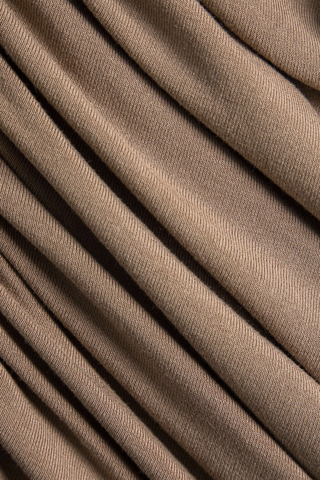 Robe longue sans manches froncée à col rond et fente