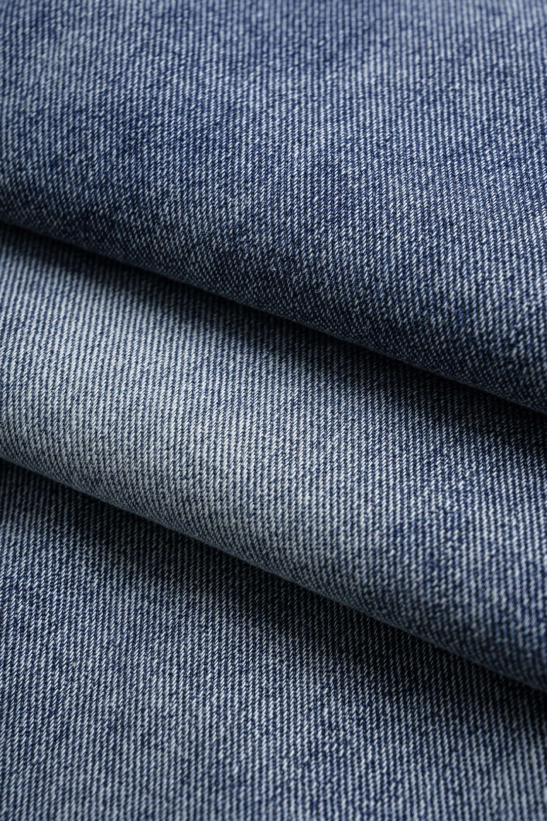 Jean taille haute à carreaux en denim avec lien à la taille et poches