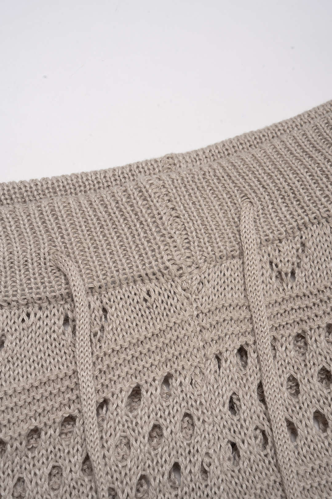 Ensemble caraco en maille ajourée à franges et pantalon large