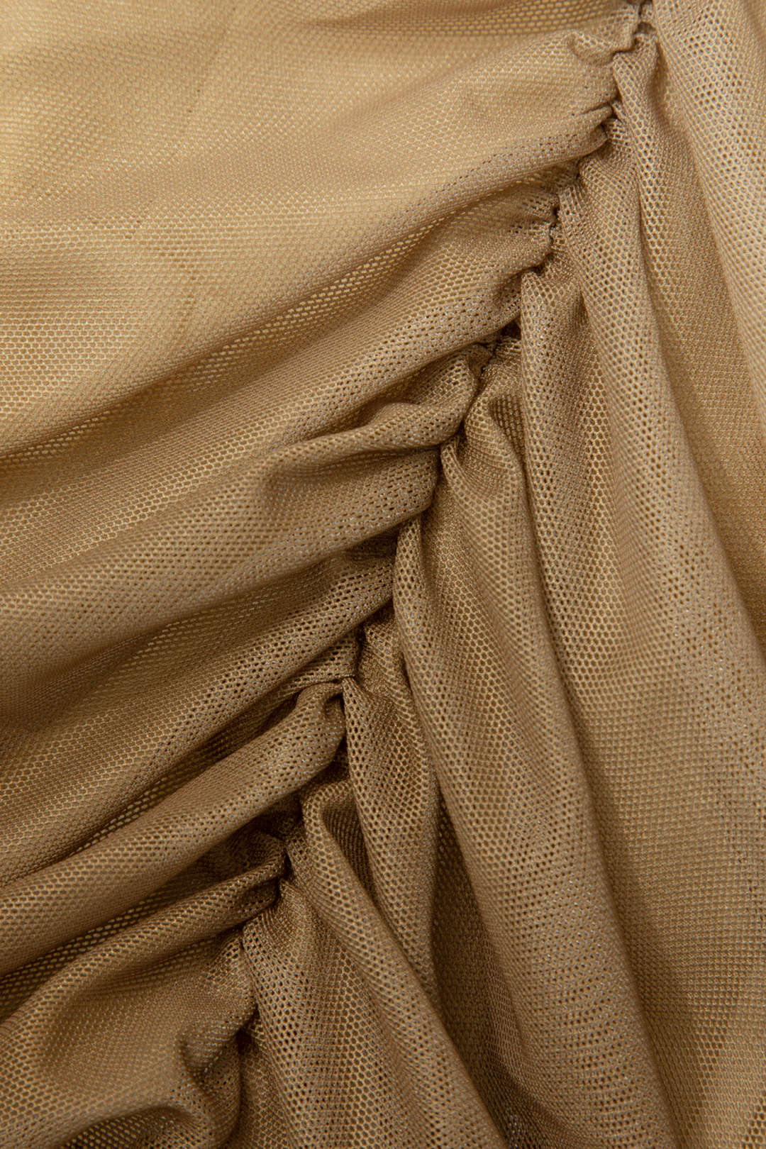 Robe longue camisole ruchée en maille