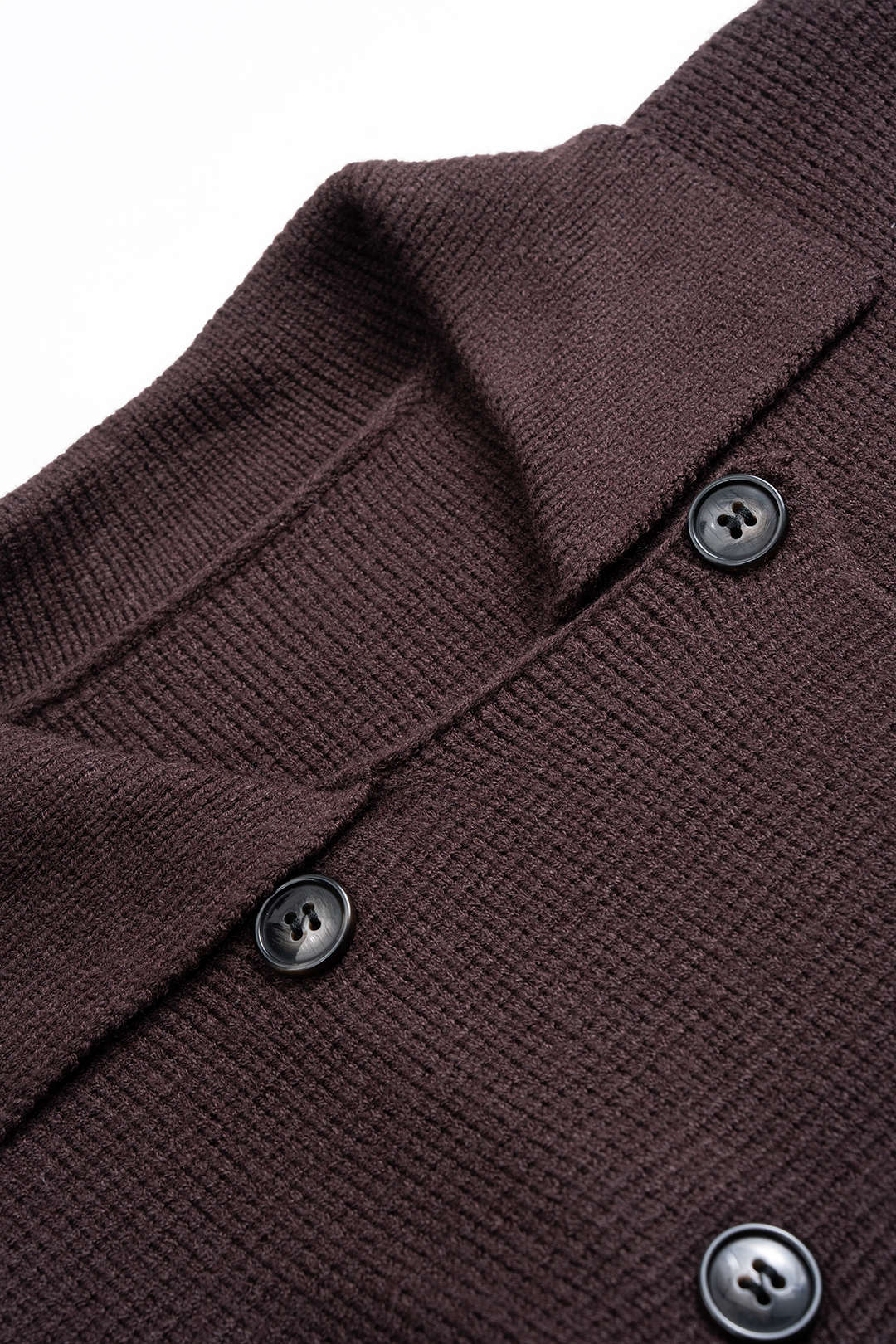 Doppelreihige Strickjacke