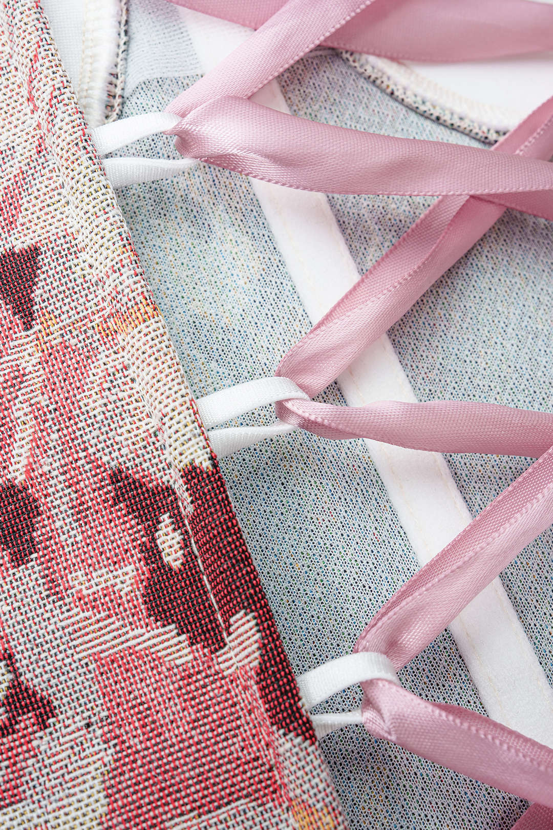Trägertop mit Blumenmuster, Jacquard und Patchwork zum Binden