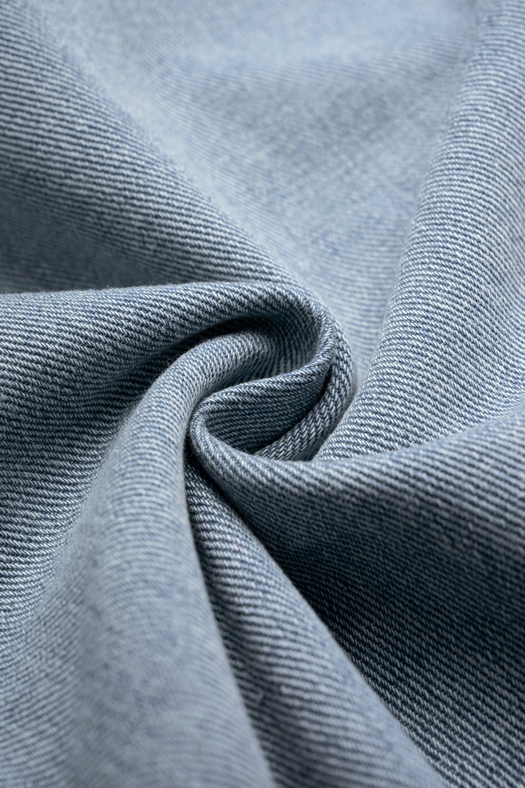 Jupe asymétrique déchirée en patchwork de denim à imprimé carreaux