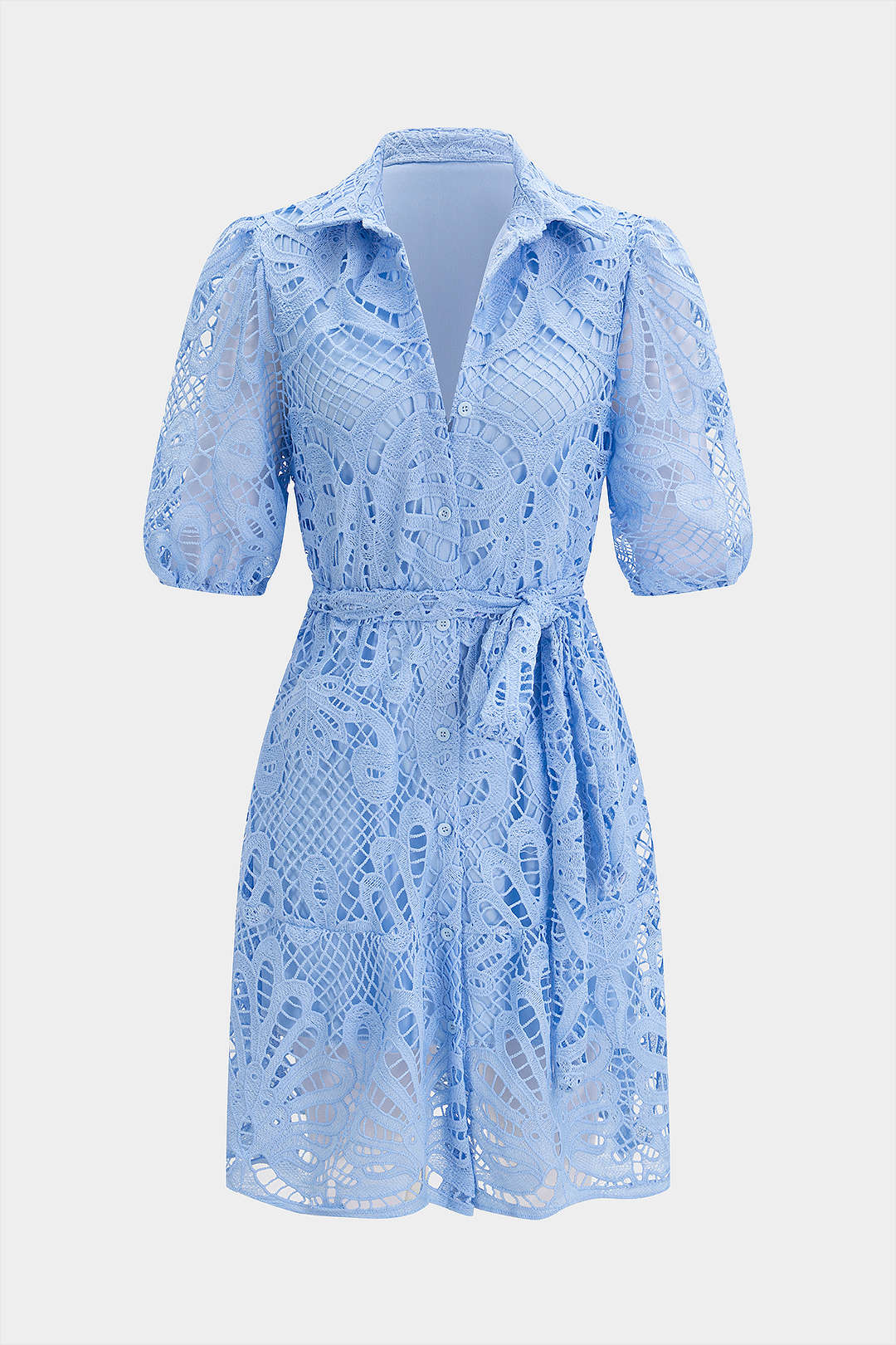 Midi-Kleid mit Reverskragen, Spitze, Lochstickerei, Knöpfen und kurzen Ärmeln