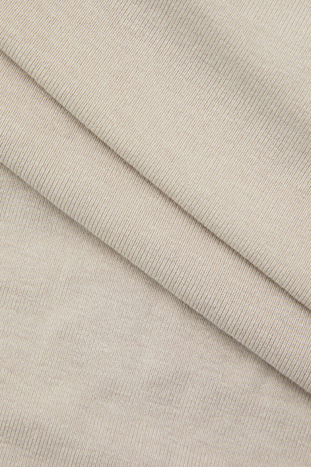 Débardeur asymétrique à col bénitier et fronces